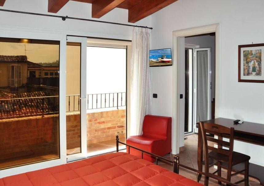 Bed and Breakfast Antica Interamnia Терамо Номер фото