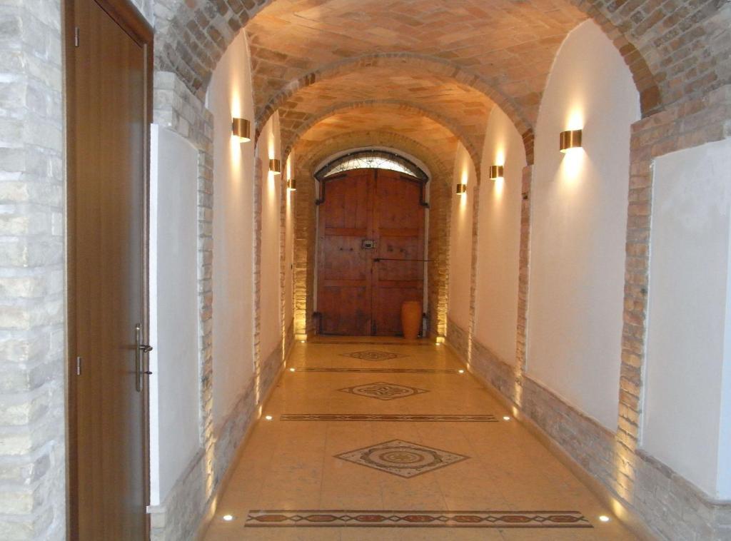 Bed and Breakfast Antica Interamnia Терамо Экстерьер фото